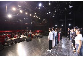 白虎骚BAV高三年级表演专业举行阶段考试